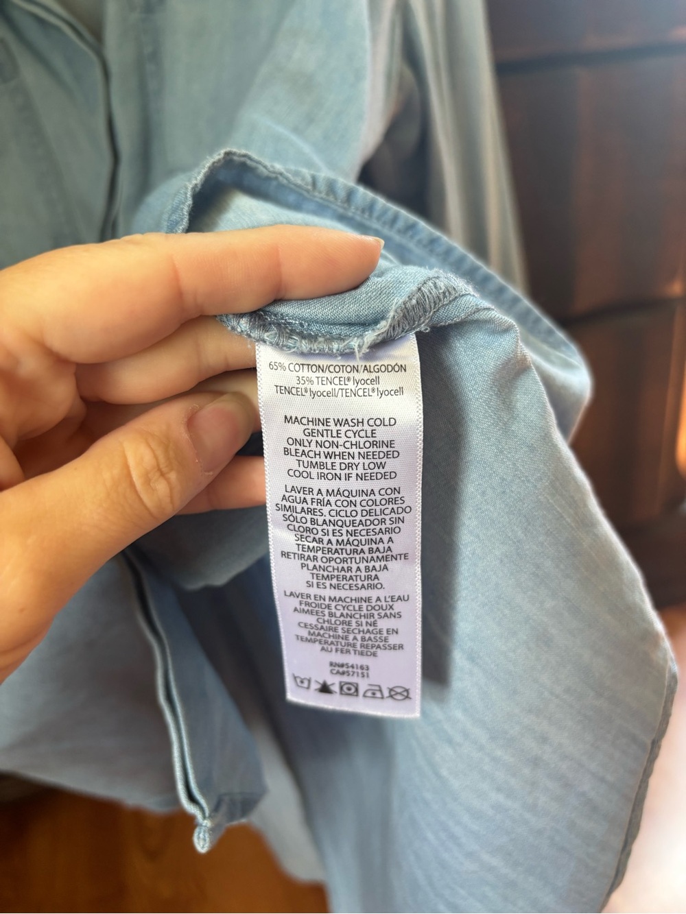 Calvin Klein Jeans Chambray Button Up Top Size XL, Cotton / Tencel Lyocell Blend - Picture 5 of 8